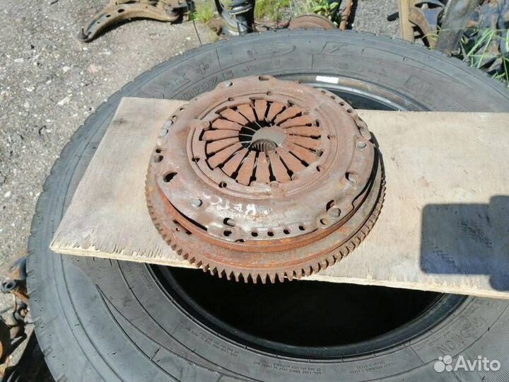 Маховик Toyota Corolla Verso