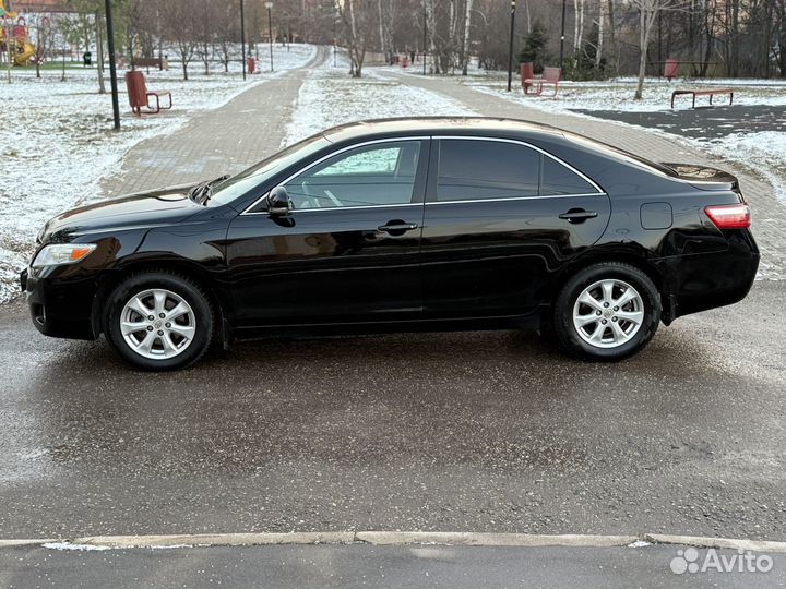Toyota Camry 2.4 AT, 2011, 240 000 км