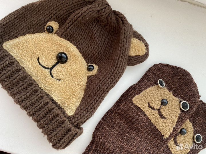Шапка и варежки мишка на взрослого б/у