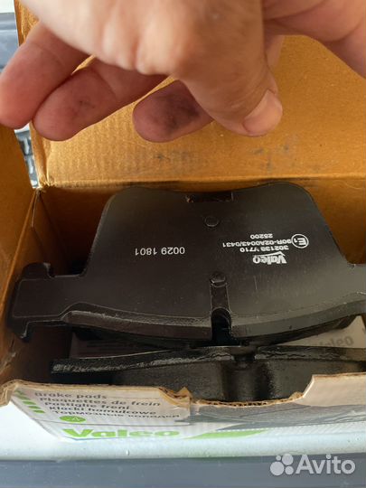 Тормозные колодки Valeo на BMW