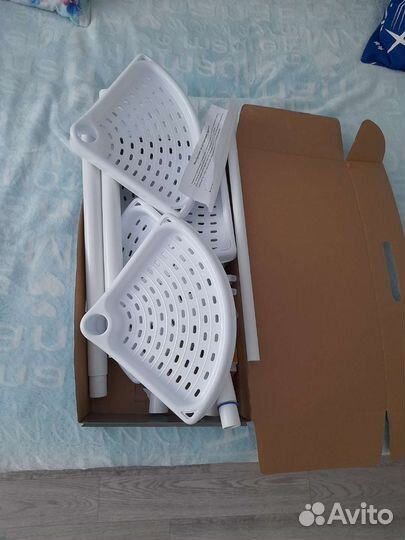 Угловая полка для ванной