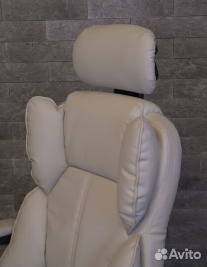 Компьютерное игровое кресло геймерское с массажем