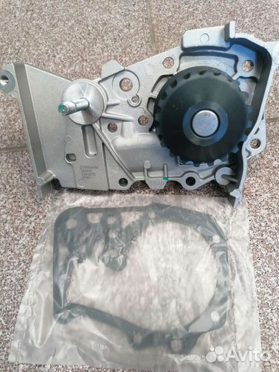 Водяная помпа renault logan