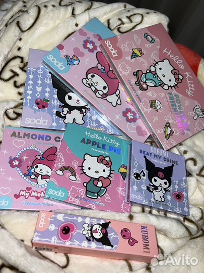 Палетка теней kuromi hello kitty my melody