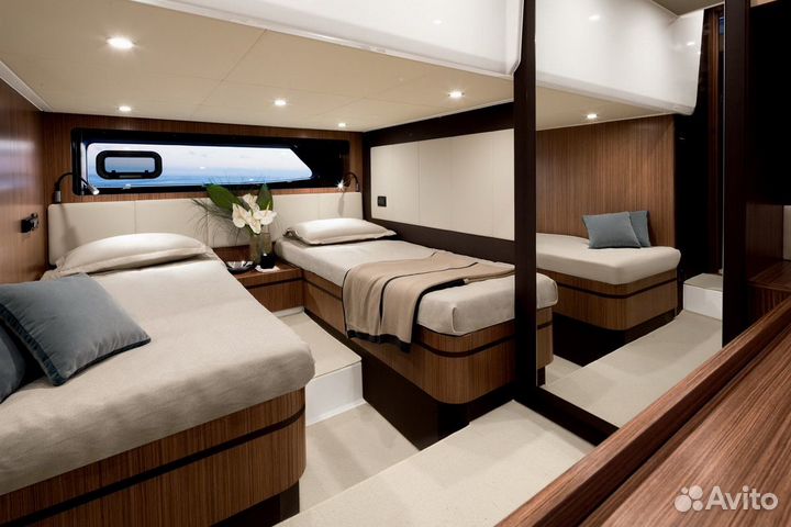 Моторная яхта Azimut 43