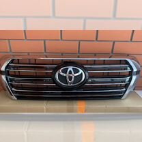 Решетка радиатора toyota land cruiser 200