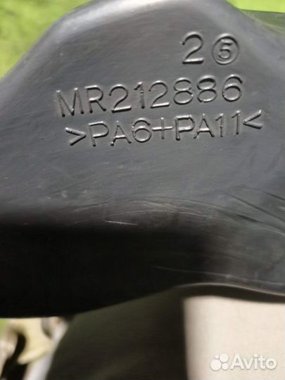Патрубок интеркулера Mitsubishi Galant EC5A 6A13T