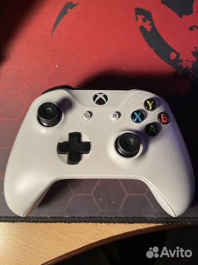 Xbox One S 1tb с играми