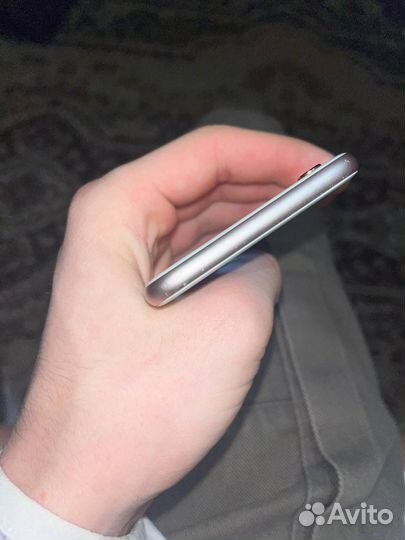 iPhone 6S, 16 ГБ
