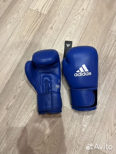 Боксерские перчатки 12 oz adidas aiba