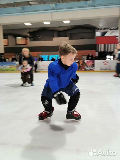 Обучение катанию на коньках
