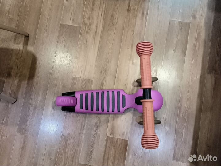 Самокат детский трехколесный