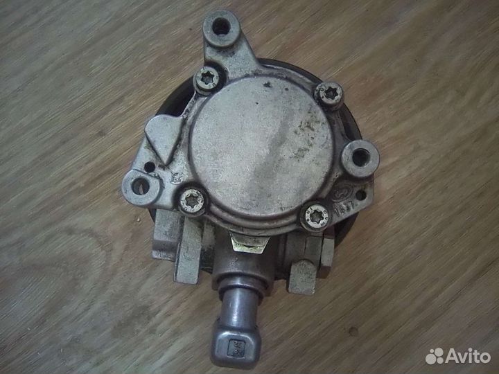 Насос гур для мл 163 LUK