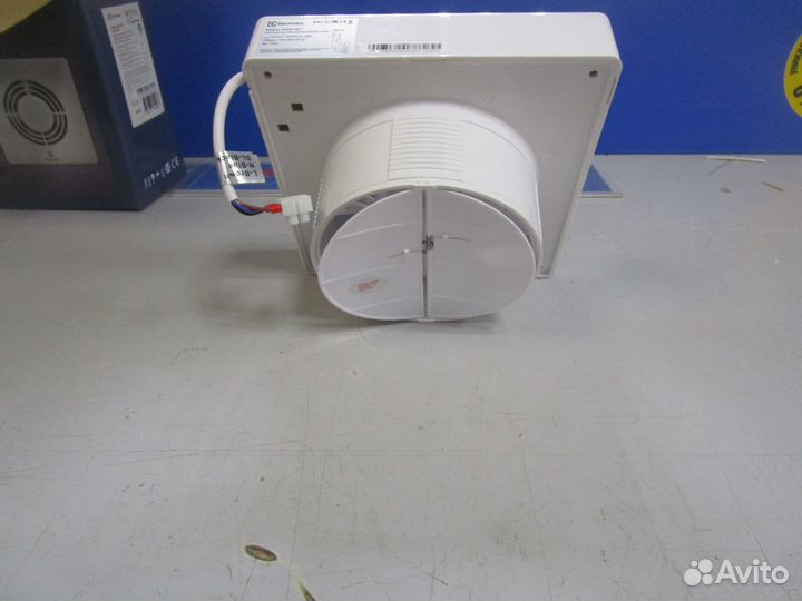 Вентилятор вытяжной серии Slim eafs-150T с таймеро