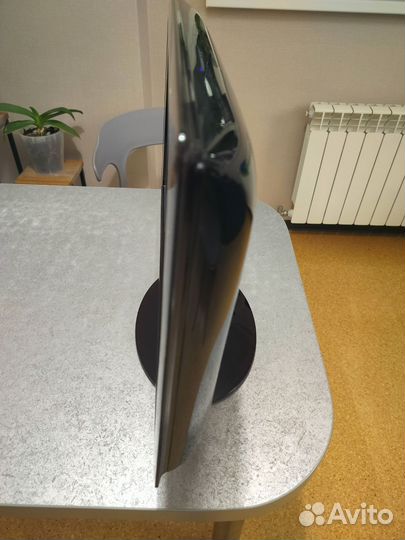 Монитор Samsung SyncMaster P2270HD