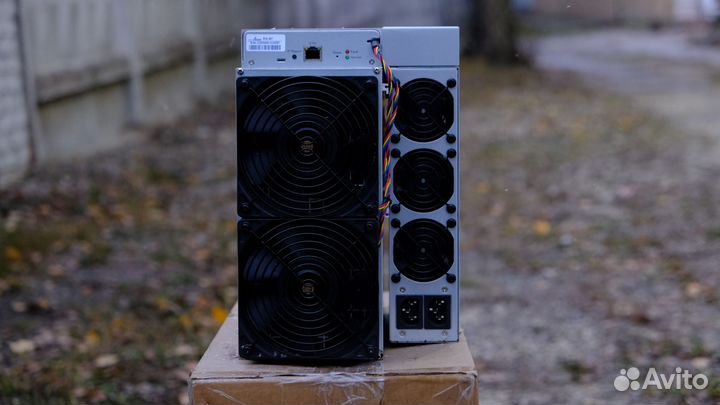 Antminer s19xp 141th Новые