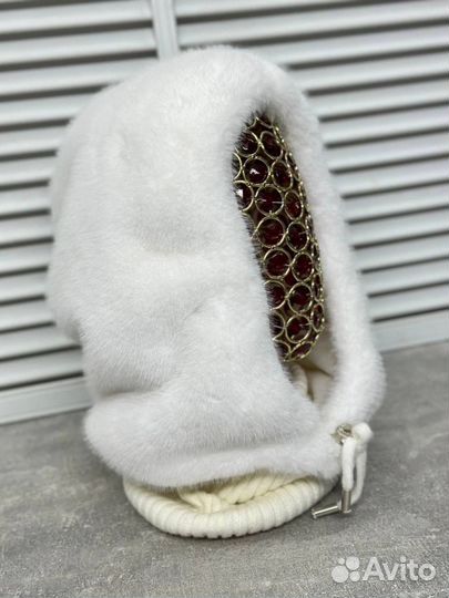 Капор женский зимний