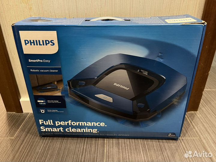 Робот-пылесос Philips SmartPro Easy FC8792