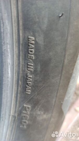 Bridgestone Blizzak Spike-02 225/55 R19