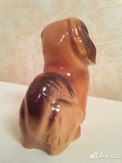 Фарфоровая статуэтка 