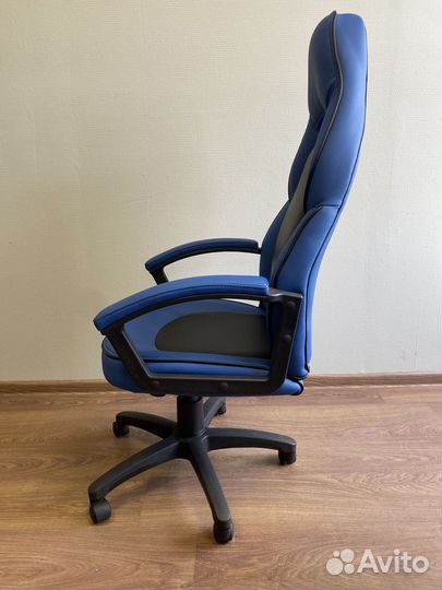 Компьютерное кресло новое