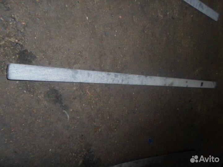 Молдинг двери передней правой Ford C-MAX 2003-2010