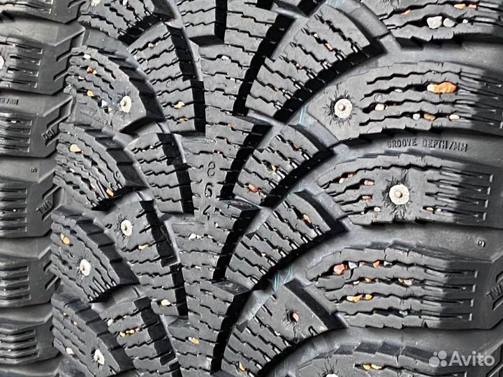 Nokian Tyres Nordman 4 225/55 R17