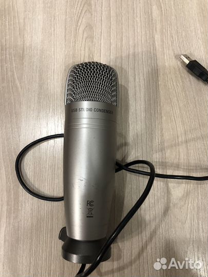 Студийный микрофон samson c01upro