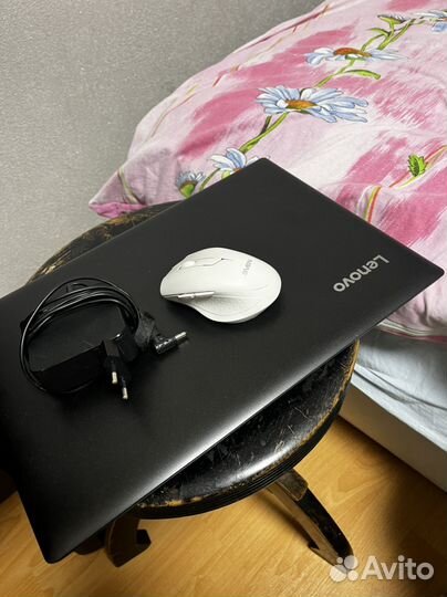 Ноутбук lenovo