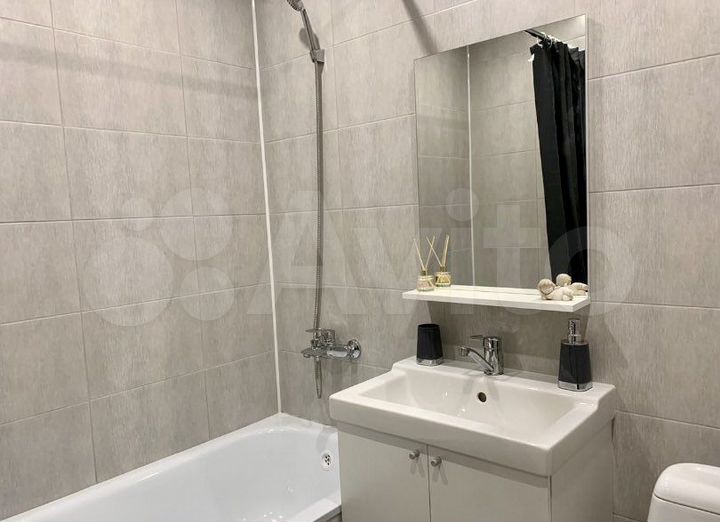 1-к. квартира, 34 м², 8/10 эт.