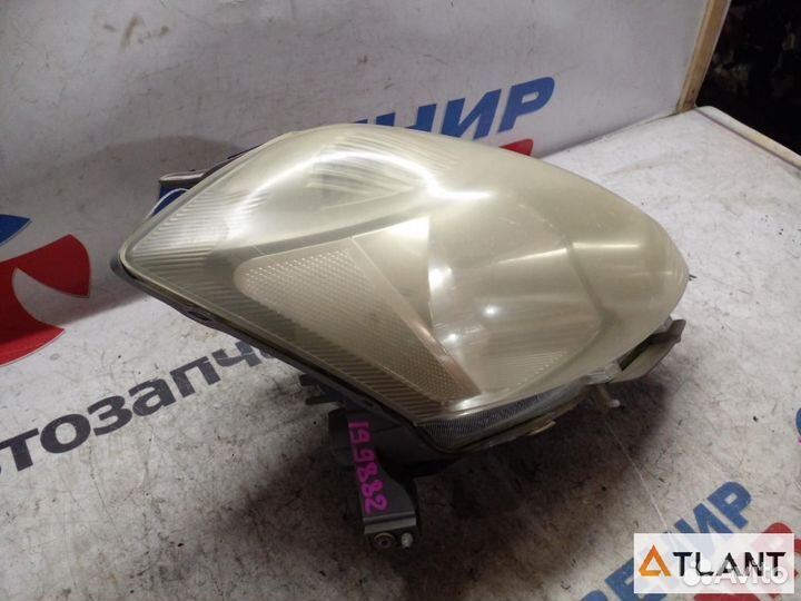 Фара передняя правая toyota passo