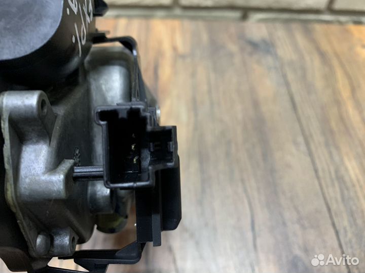 Ford Explorer Моторчик стеклоочистителя задний