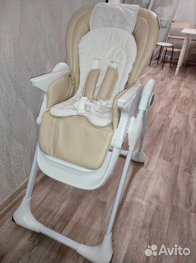 Стульчик для кормления tommy