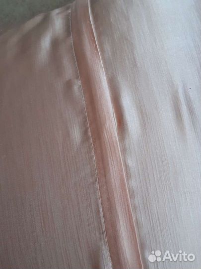 Декоративная атласная наволочка