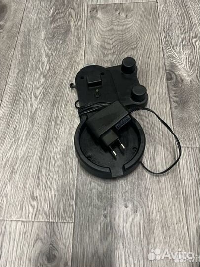 Пылесос вертикалный беспроводной redmond