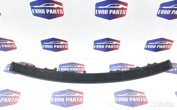 Вентиляционная решетка задняя BMW E-60