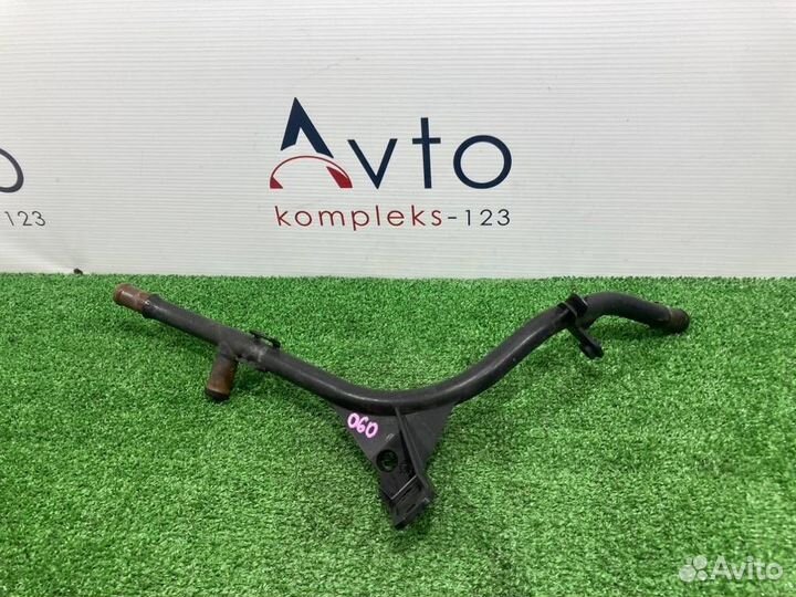 Трубка системы охлаждения Volkswagen Tiguan 5N