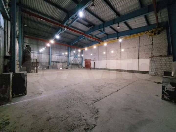 Склад, 876 м²