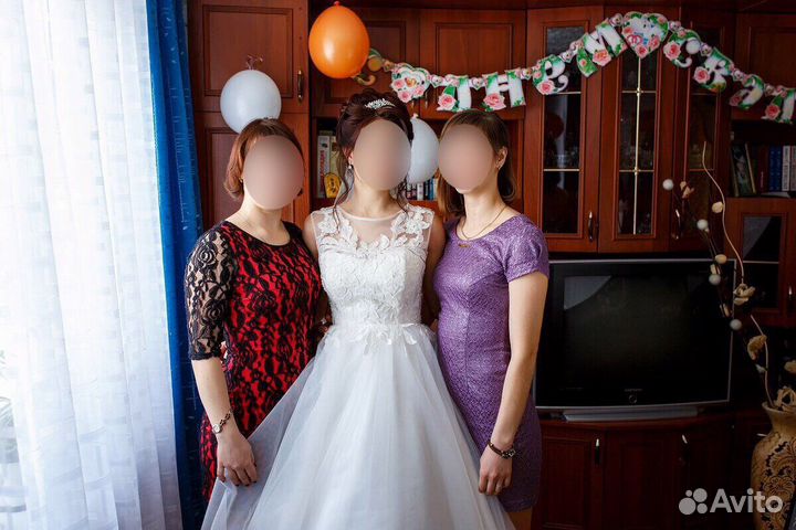 Свадебное платье