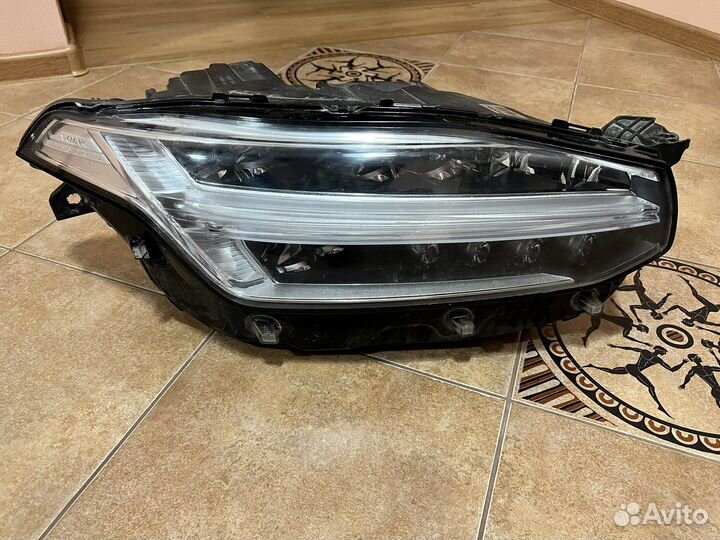 Фара правая volvo xc90 full led с блоками