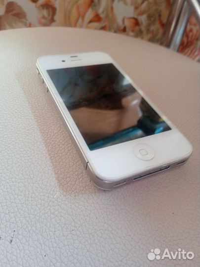 iPhone 4, 8 ГБ