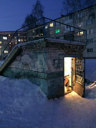 Машиноместо, 10 м²