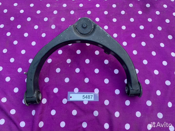 Рычаг передний правый верхний