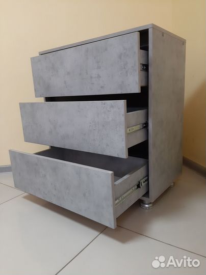 Комод светло серый