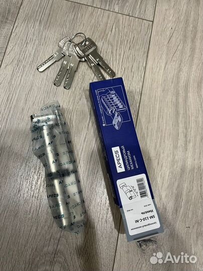 Замок дверной