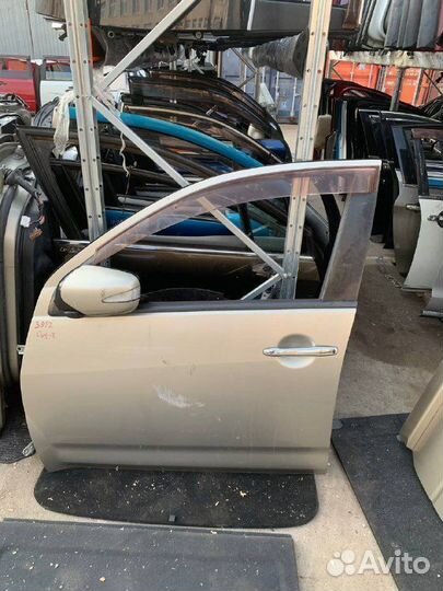 Передняя левая дверь Митсубиши Аутлендер XL CW5W