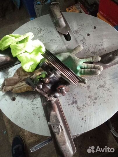 Митсубиси каризма гур с 1.6