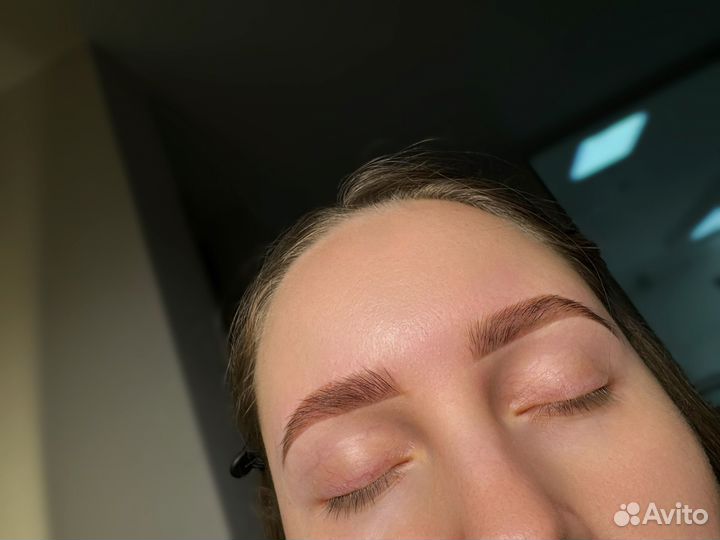 Ламинирование бровей, окрашивание, коррекция