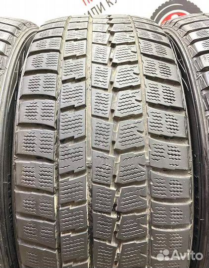 Dunlop Winter Maxx WM01 215/60 R16 90L