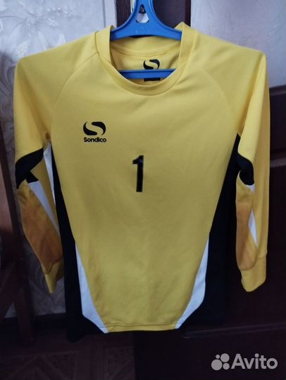 Футбольный детский вратарский свитер бу